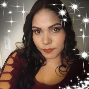 Meet your Posher, Monica